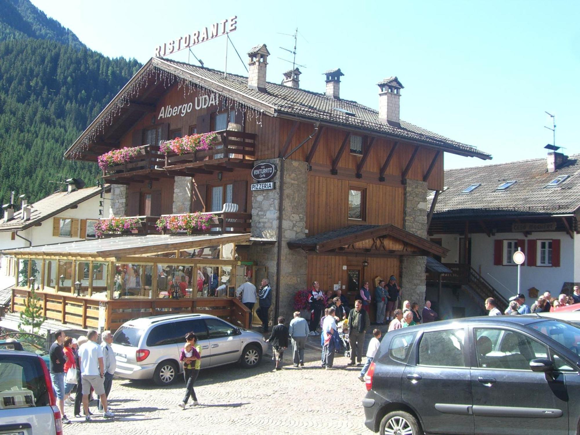 Garni Val Udai Hotel Mazzin Exterior photo